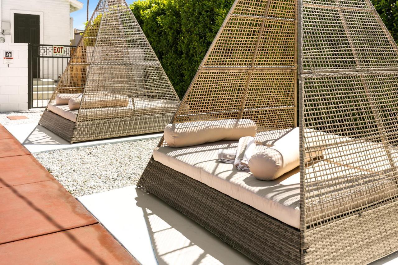 Saint Boniface Hotel Indio Zewnętrze zdjęcie