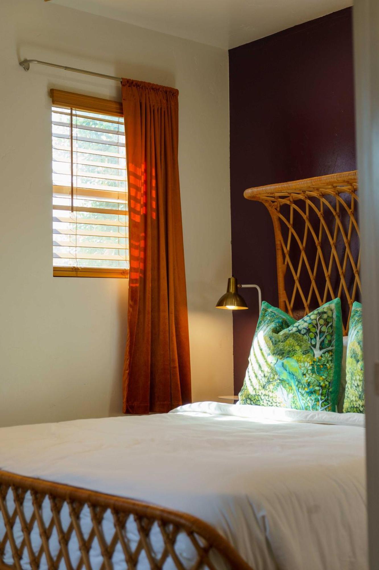 Saint Boniface Hotel Indio Pokój zdjęcie